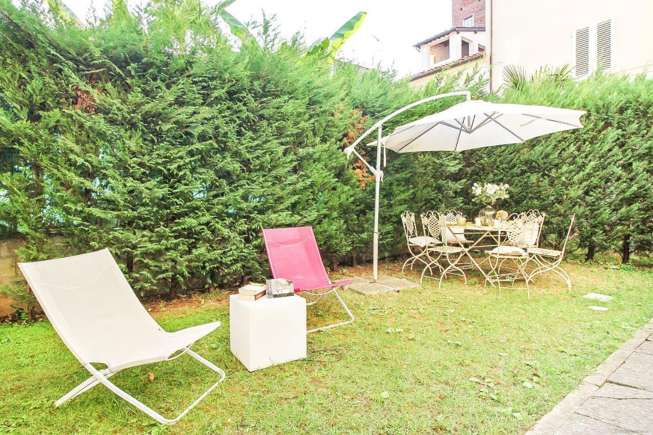 Apartment Guinigi With Private Courtyard Lucca Exterior photo